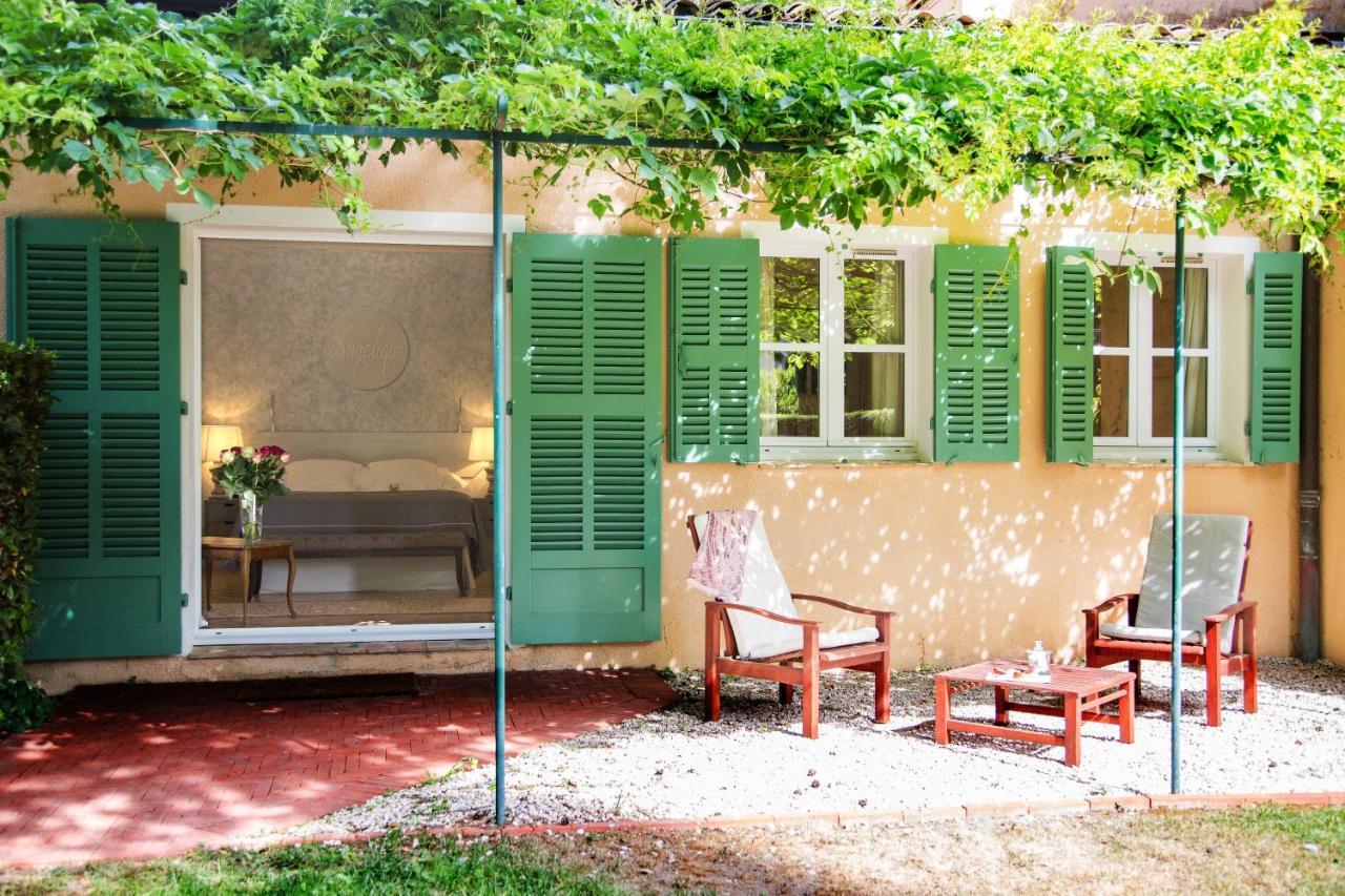 برينيول Hostellerie De L'Abbaye De La Celle - Teritoria المظهر الخارجي الصورة